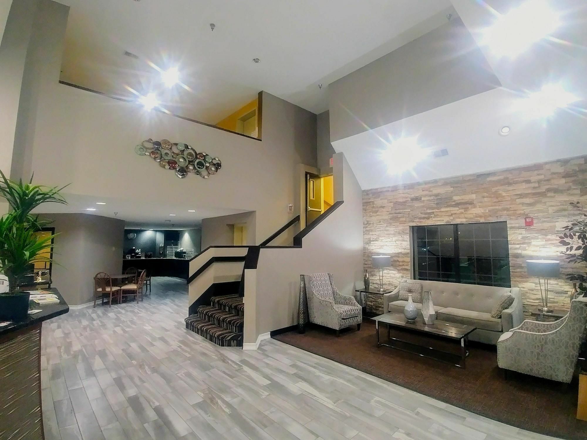 Americas Best Value Inn And Suites Lee'S Summit-Kansas City Экстерьер фото